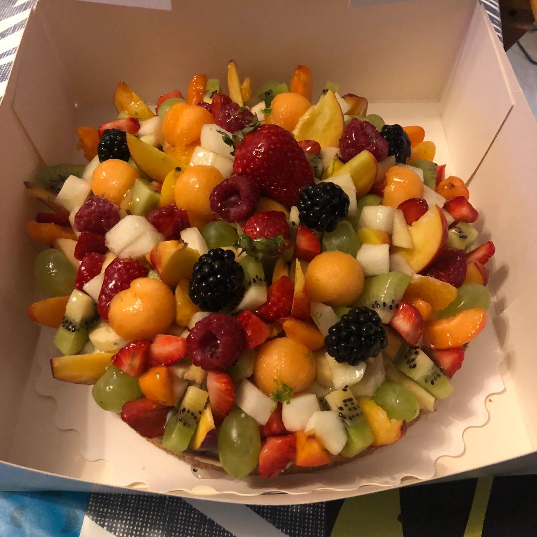 Tarte aux Fruits Frais â Dessert Gourmand avec des Fruits de Saison